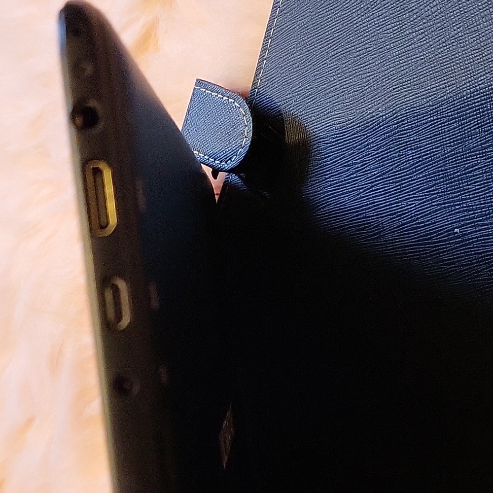 UltraTab Tablet - Picture 4 of 7
